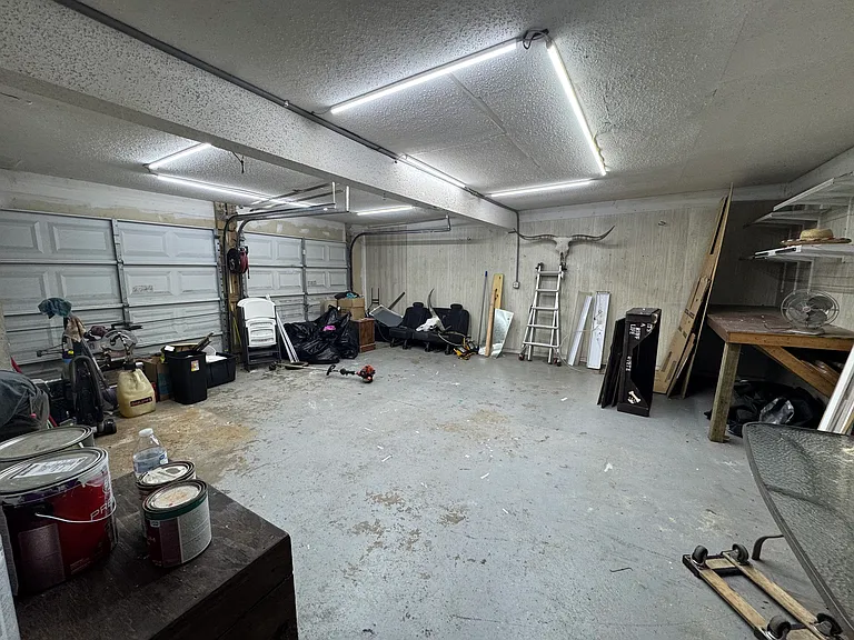 102 Weatherbark Cir — Photo 8