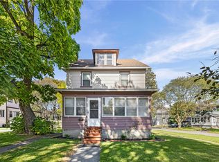 2 Welstead Pl, Rochester, NY 14613