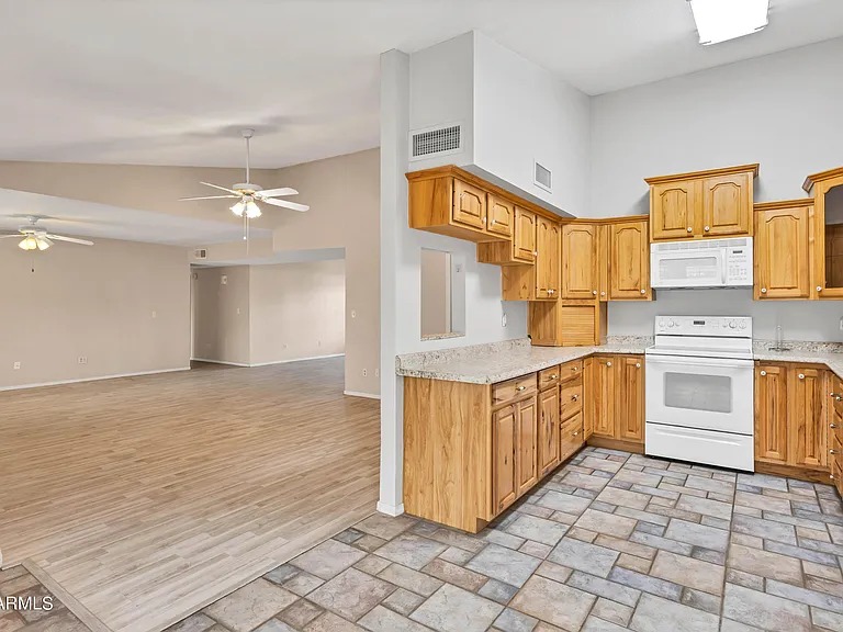16250 N 64th Pl — Photo 14