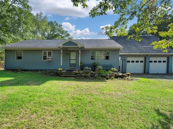 76 Shadblow Lane, Clinton Corners, NY 12514