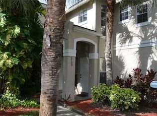 4733 Grapevine Way, Fort Lauderdale, FL 33331