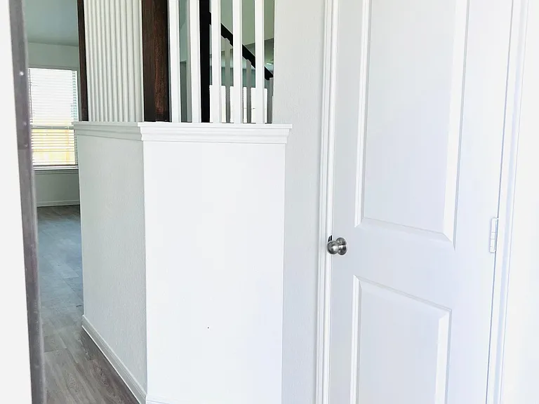 1001 Greenshank Dr — Photo 12
