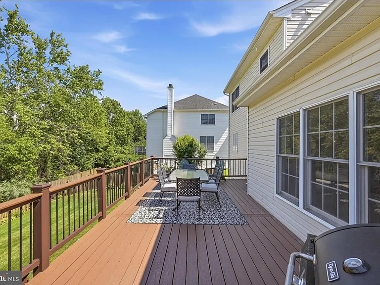 22806 Oatlands Grove Pl — Photo 30
