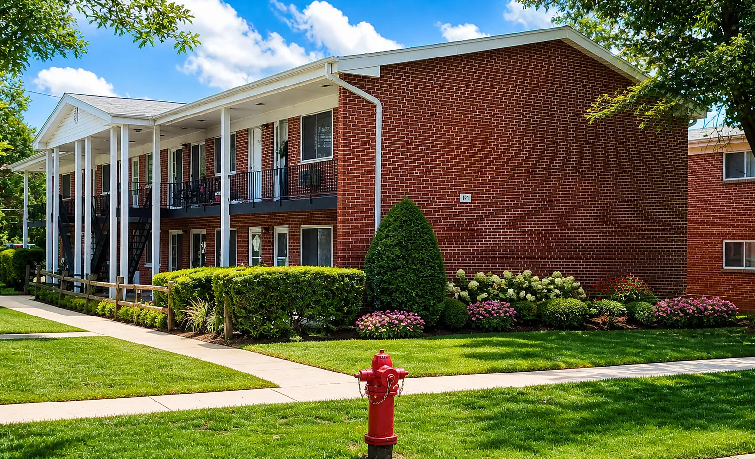 2 bed, 660 sqft, $1,700 — Photo 1