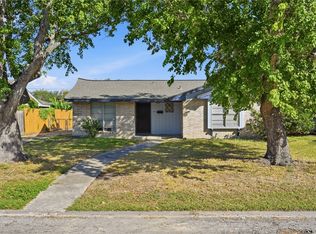 109 Rice Dr, Portland, TX 78374