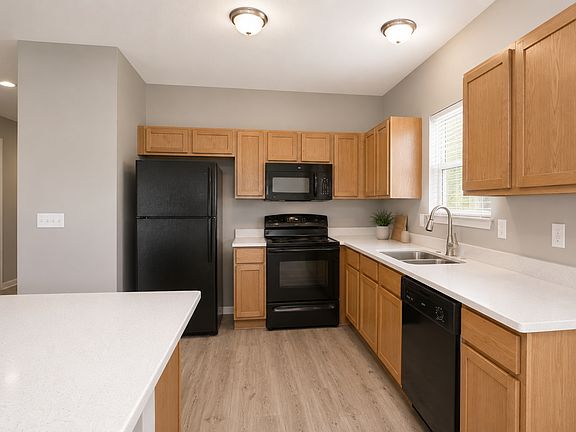 5th image of 7741 N Mercier St #7750