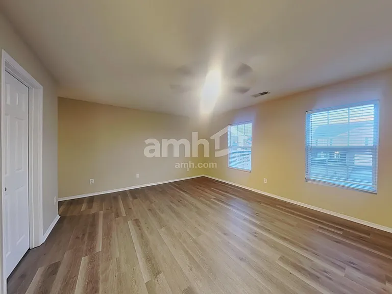 1717 Cabarrus Crossing Dr — Photo 10