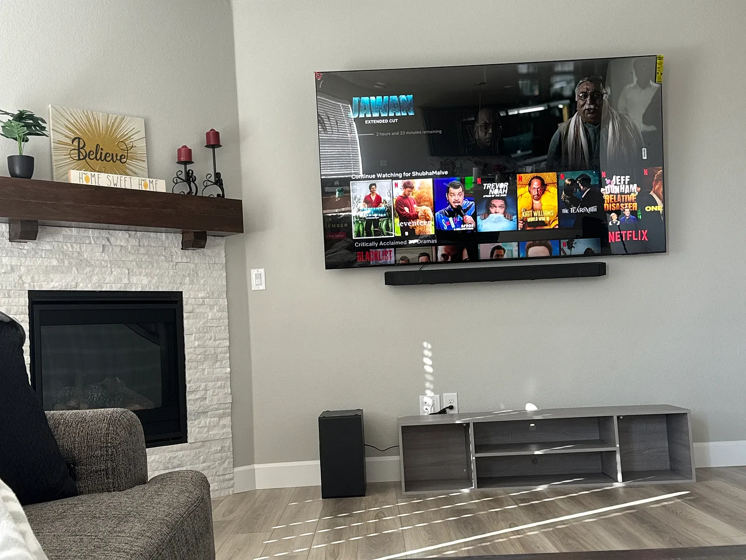 4 bed, 3977 sqft, $1,100 — Photo 1