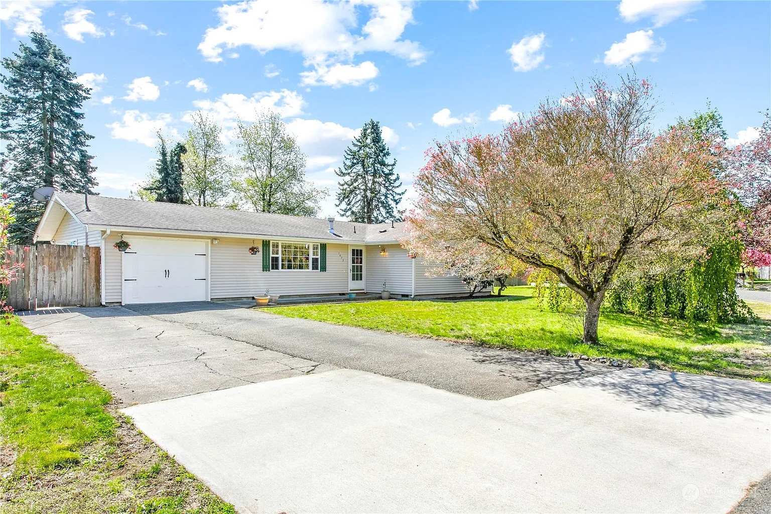 1473 Farm Drive photo 1