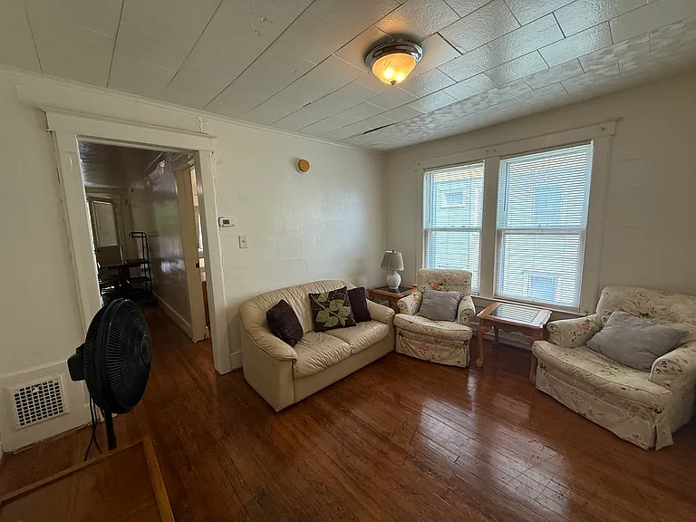 30 Haendel St #2E — Photo 10