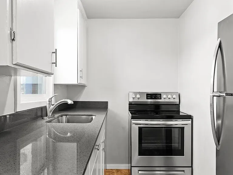 3809 S Thompson Ave #AVENUE5-5 — Photo 6