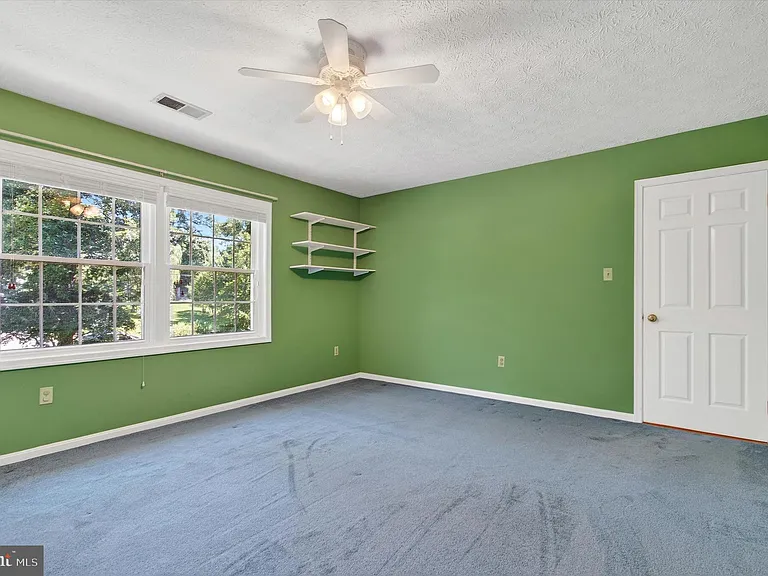 8405 Overlook St — Photo 21