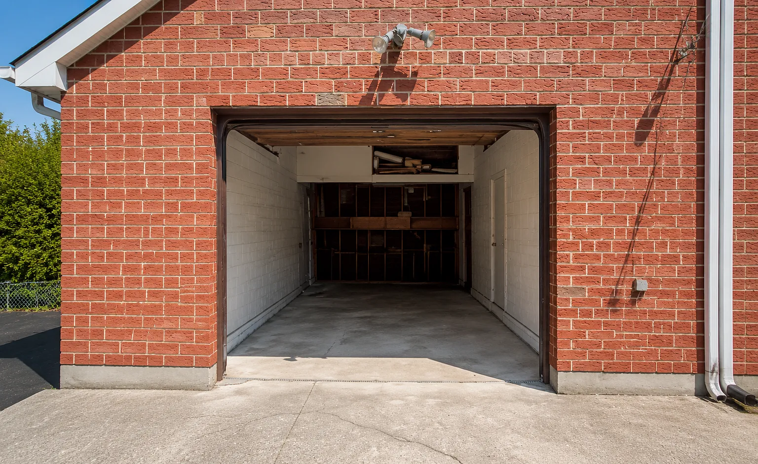 27-09 Murray Street — Photo 4