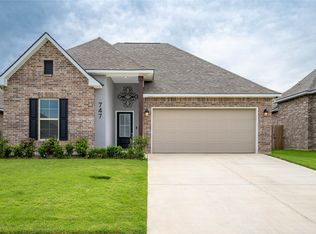 747 Crozier Dr, Bossier City, LA 71111