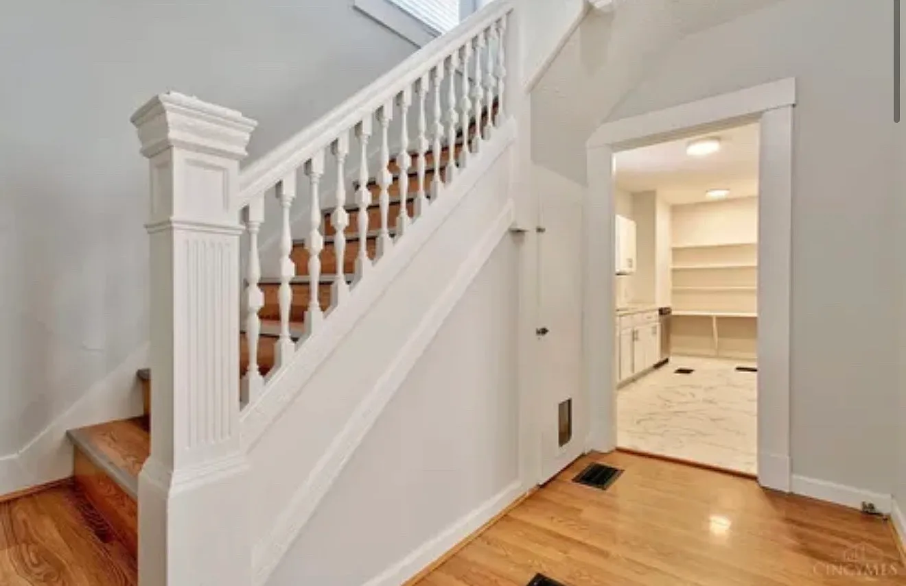 3 bed, 1259 sqft, $2,295 — Photo 3