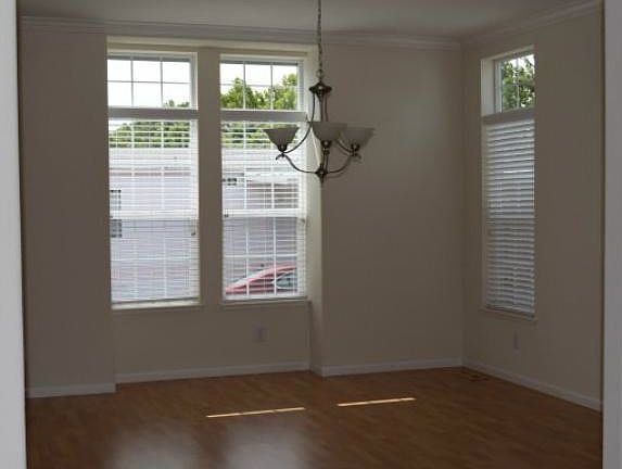 4th image of 1220 Vienna Dr Spc 713