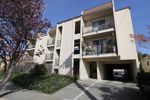1st image of 2229 McGee Ave APT O