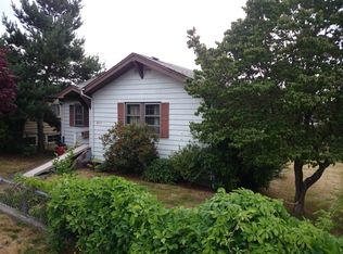 8814 32nd Ave SW, Seattle, WA 98126