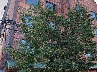 207 Woodpoint Rd #2A, Brooklyn, NY 11211