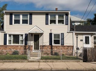 160 Bristol Ave, Pawtucket, RI 02861