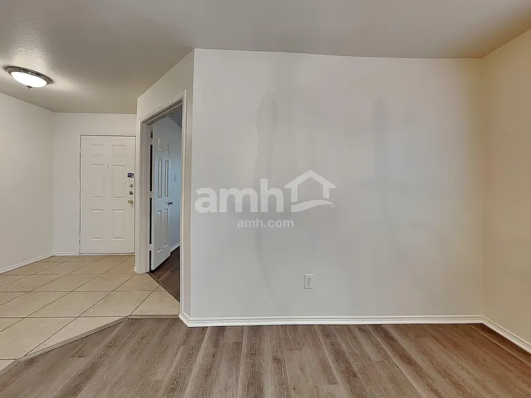1003 San Antonio Dr — Photo 7