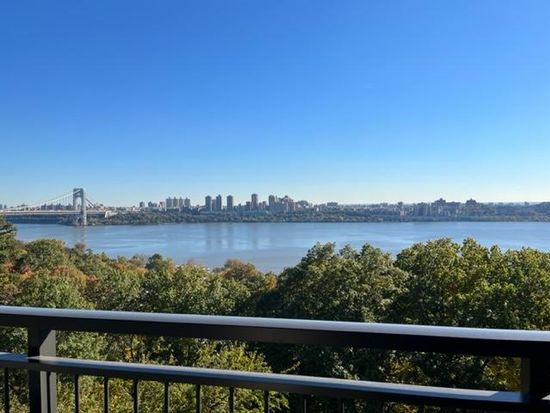 (Undisclosed Address), Fort Lee, NJ 07024