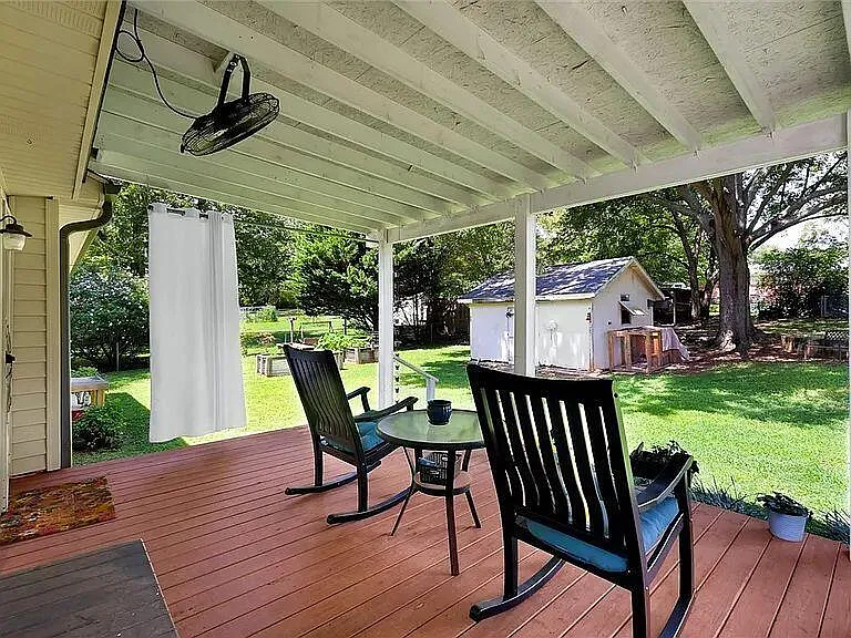 203 Phillips Ave — Photo 5