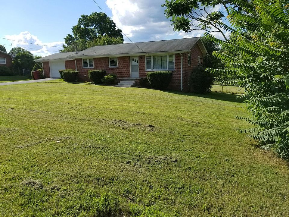 1st image of 106 Apache Dr