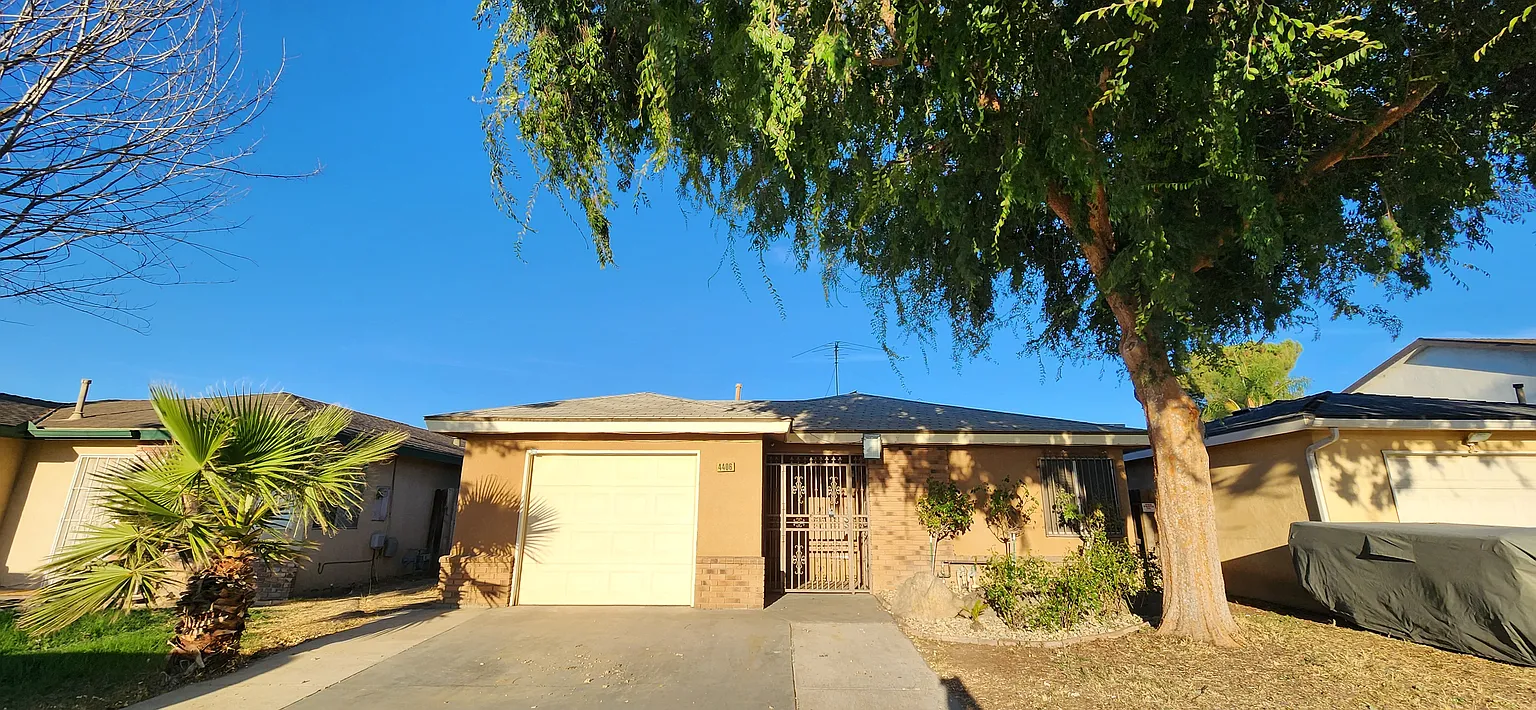 4406 N Dante Ave photo 1