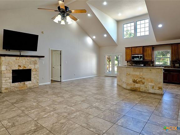 5th image of 1761 Cottonwood Rd