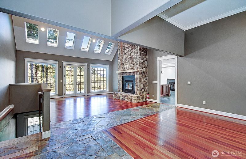 3rd image of 35601 NE Ammeter Road