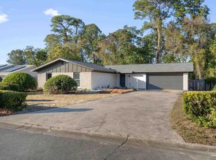 305 Biscayne Ln, Niceville, FL 32578