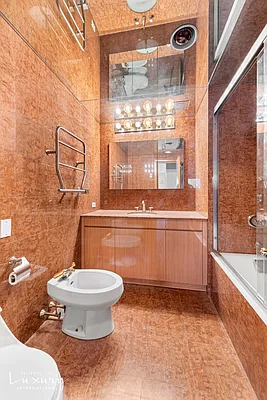 Sold by Keller Williams NYC | media 8