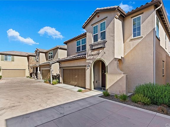3rd image of 28454 Sunflower St