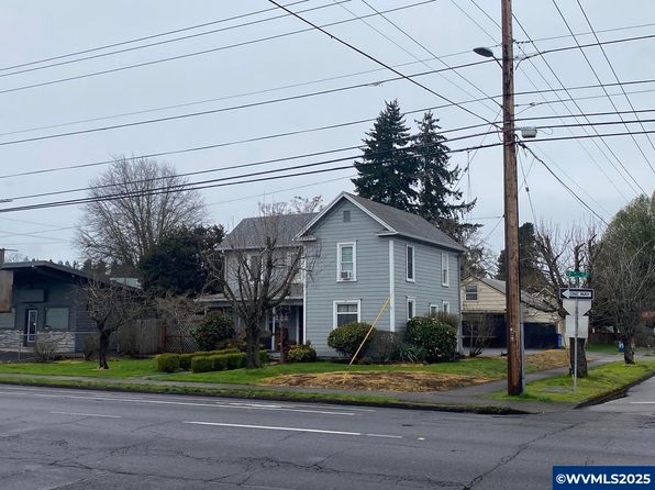 salem-oregon-80487815 picture