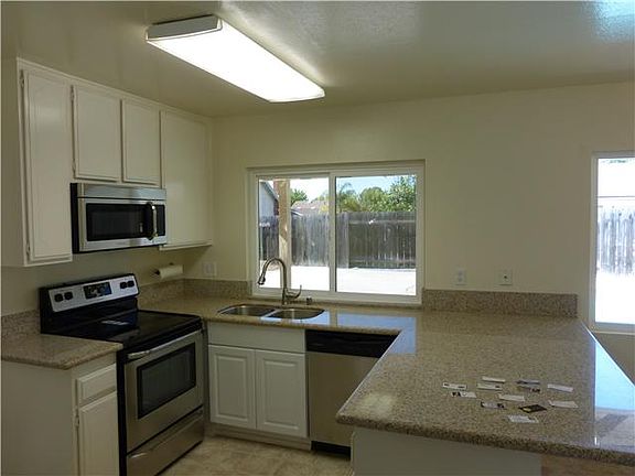 2nd image of 1327 Mimosa Ct