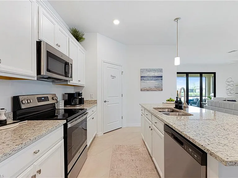14680 Portico Blvd — Photo 5