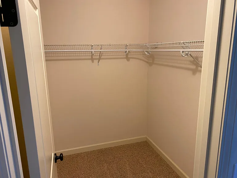 1020 Notting Hill Ct — Photo 26