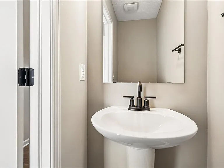 3528 Bushwillow Dr — Photo 4