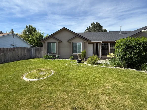 3521 Evergreen Ave, Nampa, ID 83687