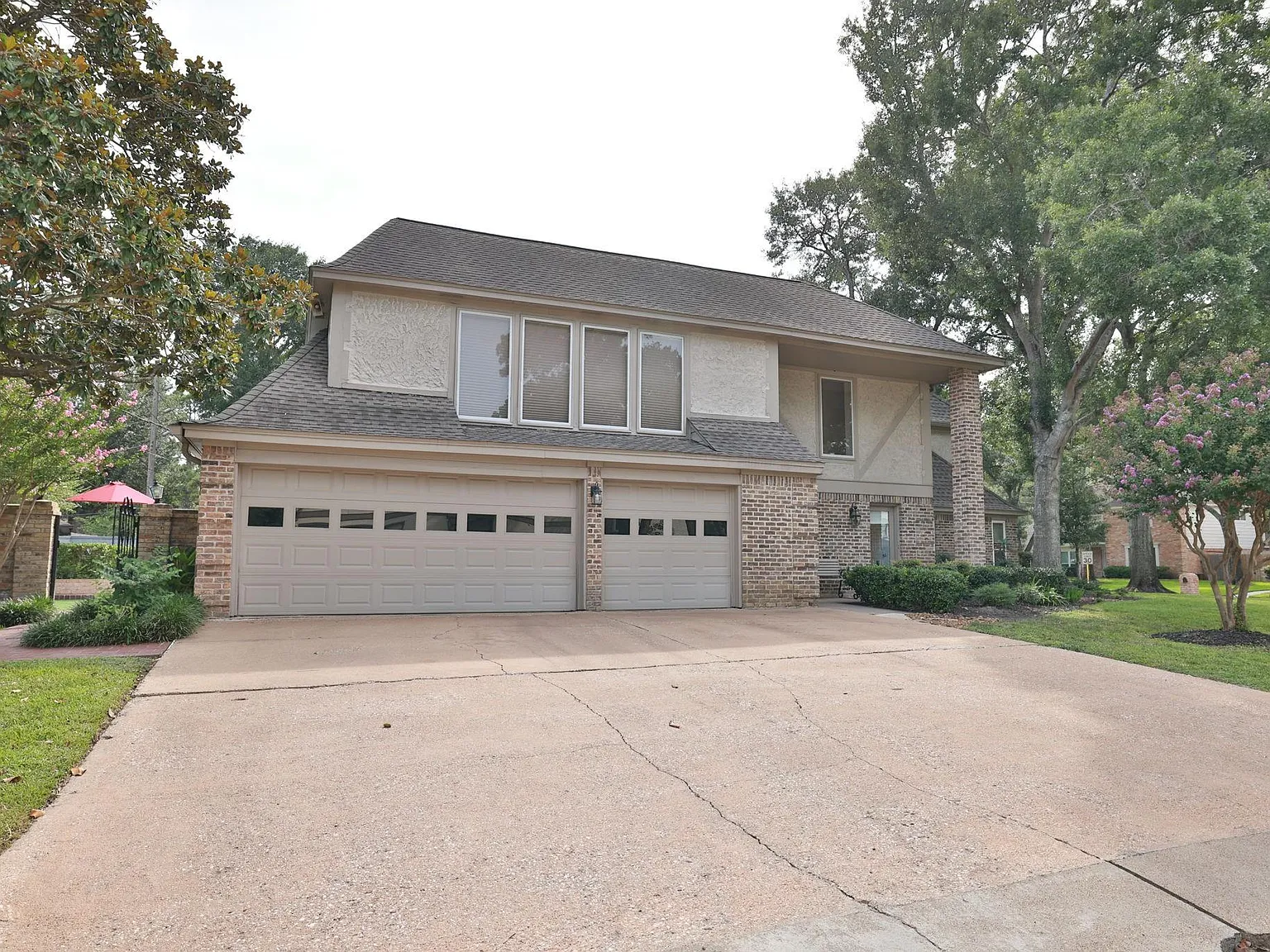 4 bed, 5.0 bath, 3971 sqft, $3,750 — Photo 4