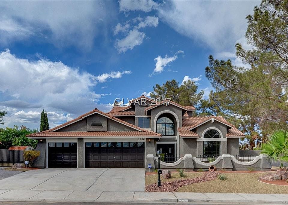 1st image of 3286 E Oquendo Rd