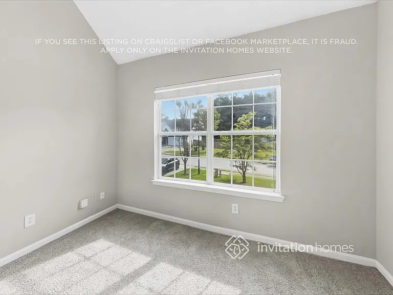 2429 Napa Valley Dr — Photo 13