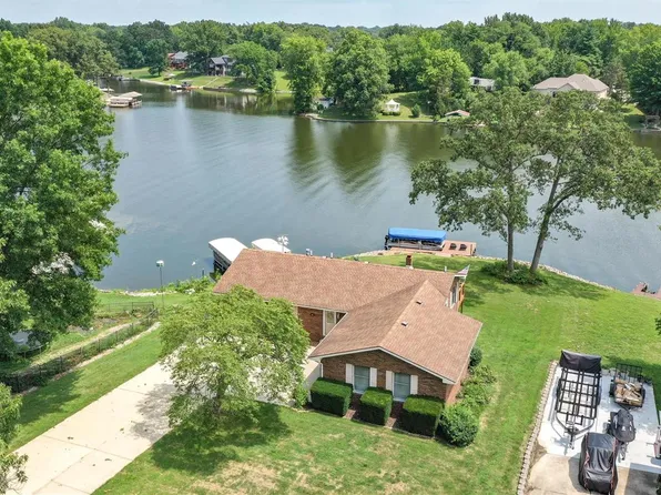 694 Boulevard De Cannes, Edwardsville, IL 62025