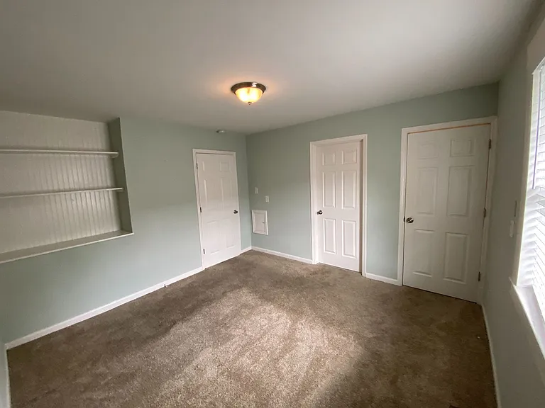 1104 Chester St — Photo 22