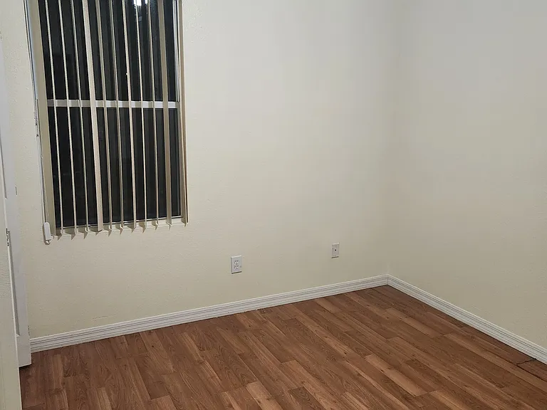 638 Madina Cir — Photo 8