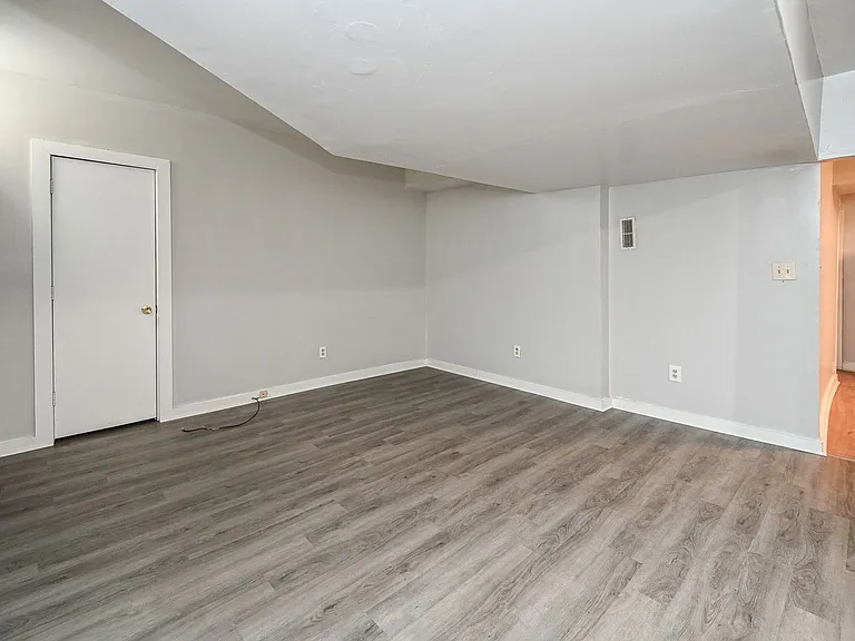 872 Clifton Crest Ter #3 — Photo 8