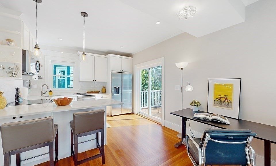 102 Thurston St A, Somerville, MA 02145 Zillow