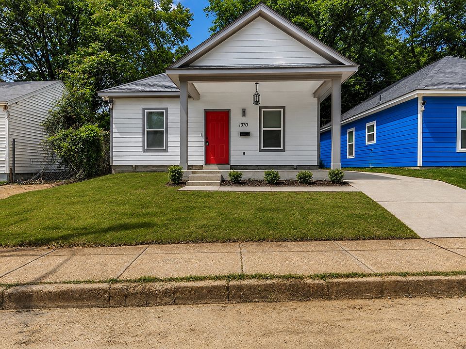 1st image of 1370 Dow Pl
