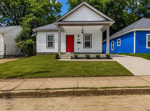 1370 Dow Pl Photo 1